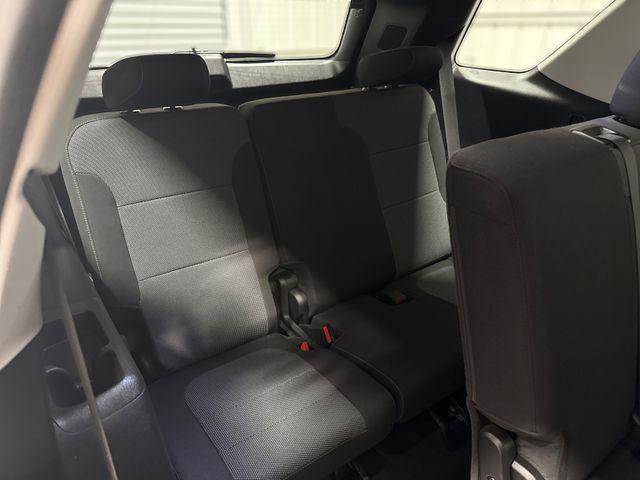 used 2021 Chevrolet Traverse car, priced at $21,500