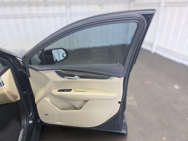 used 2019 Cadillac XT5 car, priced at $18,000