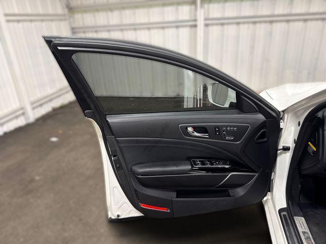 used 2016 Kia K900 car, priced at $15,000