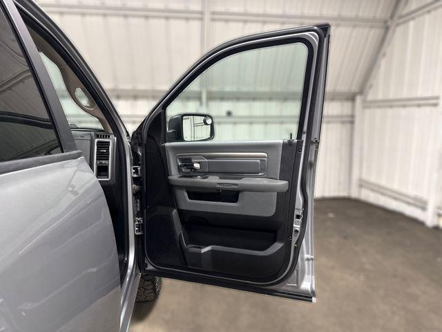 used 2020 Ram 1500 Classic car, priced at $28,000