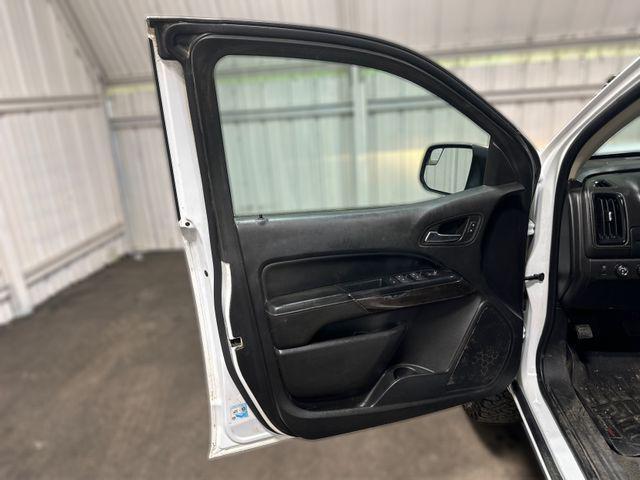 used 2022 GMC Canyon car, priced at $29,000