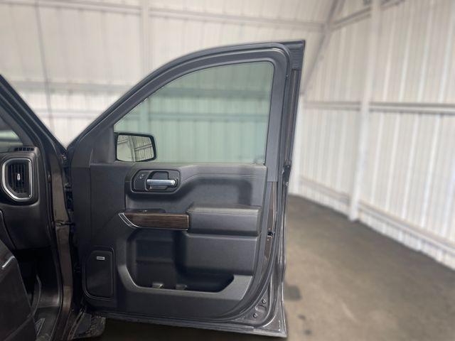 used 2022 Chevrolet Silverado 1500 car, priced at $38,000