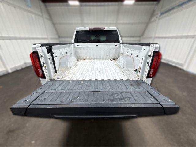 used 2021 GMC Sierra 1500 car, priced at $32,000