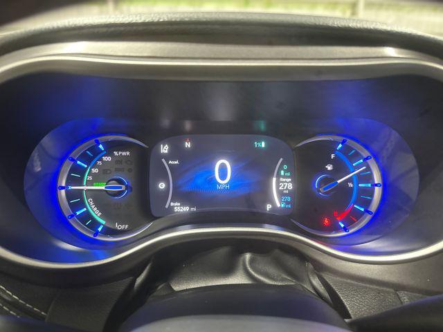 used 2024 Chrysler Pacifica Hybrid car, priced at $29,300