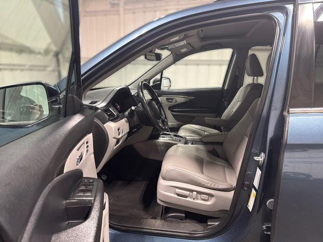 used 2021 Honda Pilot car, priced at $29,000