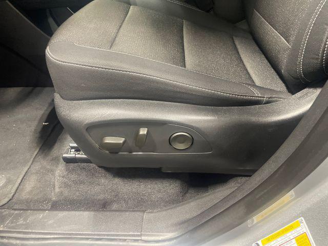 used 2025 Chevrolet Traverse car, priced at $37,000