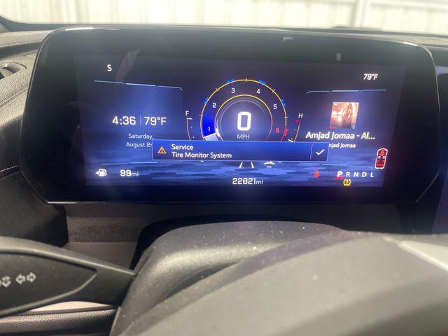 used 2025 Chevrolet Traverse car, priced at $37,000