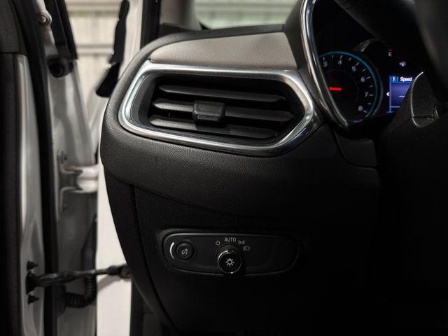 used 2019 Chevrolet Equinox car, priced at $14,000