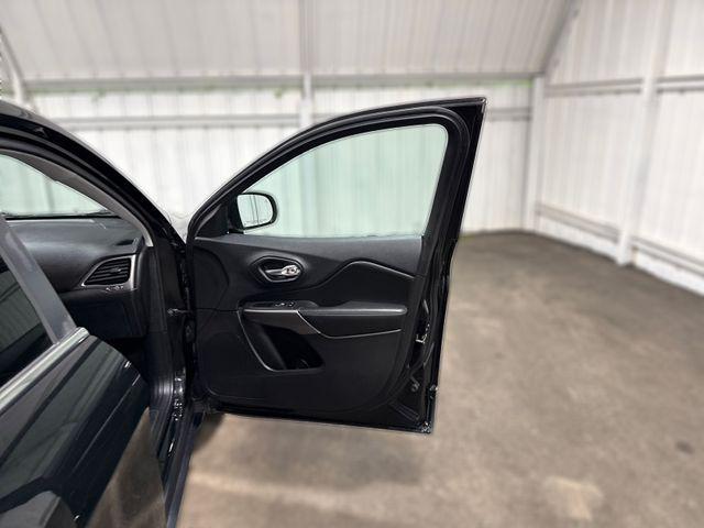 used 2019 Jeep Cherokee car, priced at $15,500