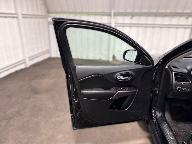 used 2019 Jeep Cherokee car, priced at $15,500