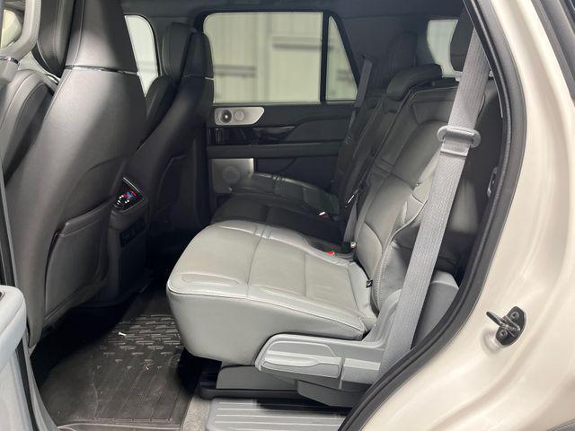 used 2019 Lincoln Navigator car, priced at $32,000