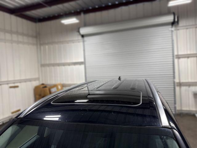 used 2021 Toyota Highlander car, priced at $29,000