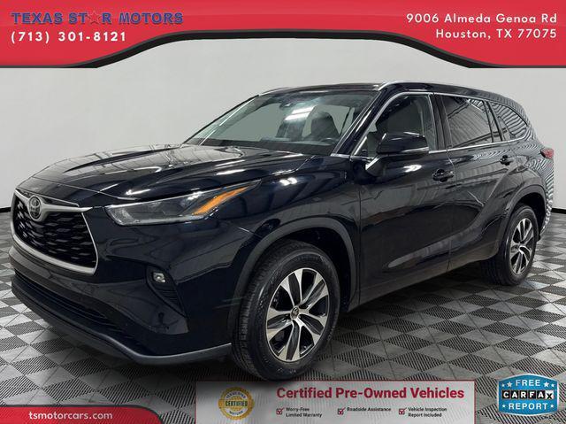 used 2021 Toyota Highlander car, priced at $29,000