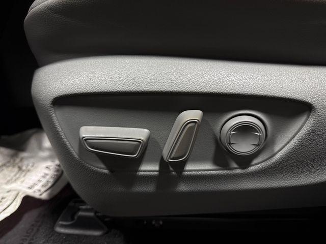 used 2021 Toyota Highlander car, priced at $29,000