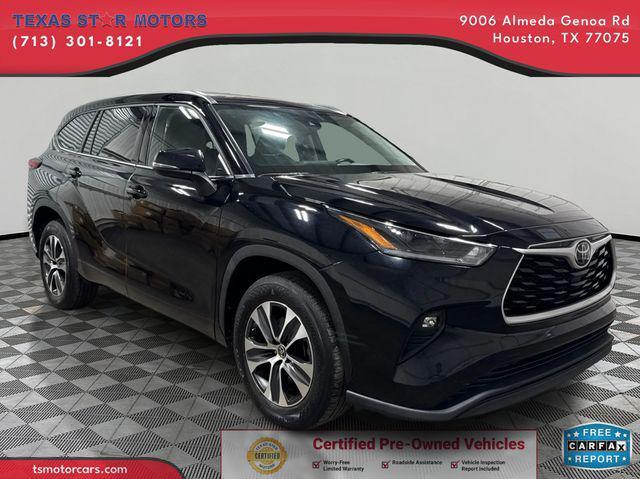 used 2021 Toyota Highlander car, priced at $29,000