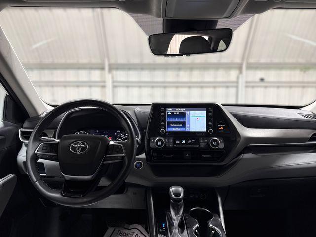used 2021 Toyota Highlander car, priced at $29,000