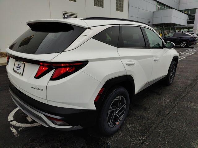 new 2025 Hyundai TUCSON Hybrid car, priced at $35,750