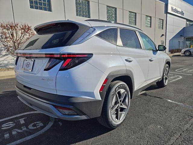 new 2025 Hyundai Tucson Hybrid car, priced at $38,905