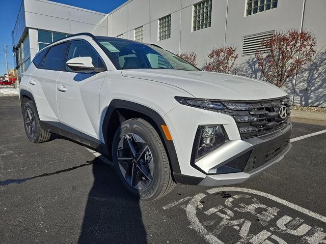 new 2025 Hyundai Tucson Hybrid car, priced at $38,905