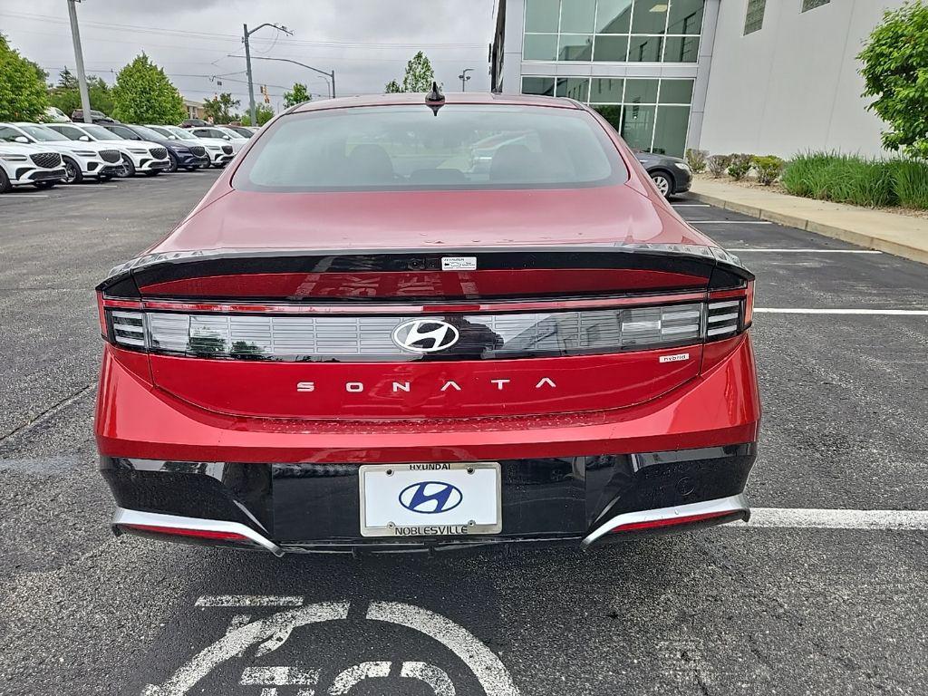 new 2025 Hyundai Sonata Hybrid car, priced at $33,738