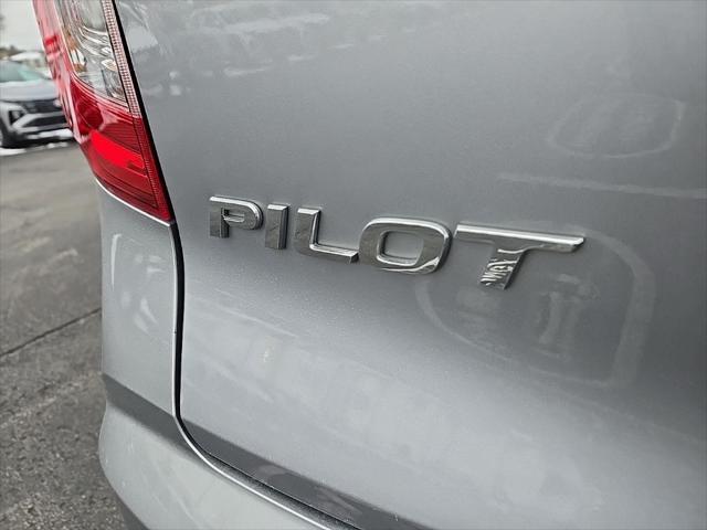 used 2020 Honda Pilot car, priced at $28,090