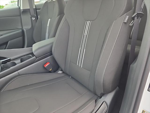 new 2025 Hyundai ELANTRA HEV car, priced at $27,710