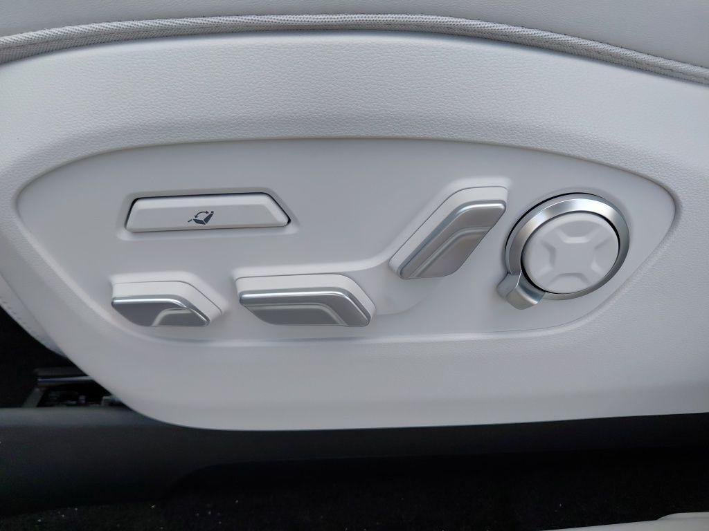 new 2026 Hyundai IONIQ 9 car, priced at $77,745