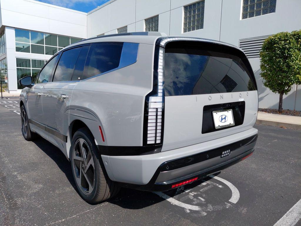 new 2026 Hyundai IONIQ 9 car, priced at $77,745