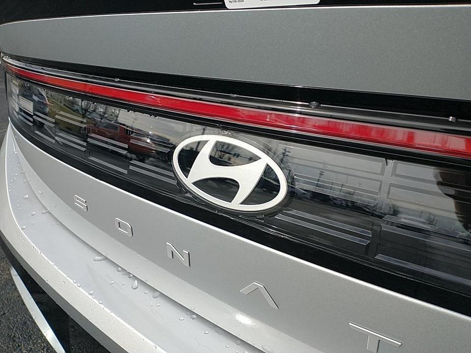 new 2024 Hyundai Sonata car, priced at $30,695