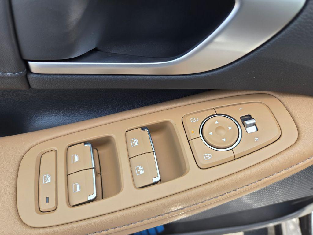 new 2025 Hyundai Sonata Hybrid car, priced at $39,515