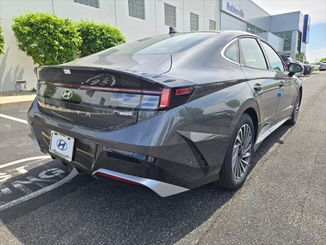 new 2025 Hyundai Sonata Hybrid car, priced at $39,515