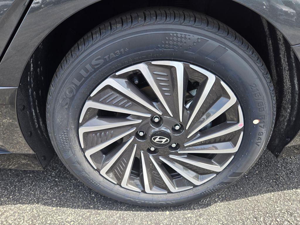 new 2025 Hyundai Sonata Hybrid car, priced at $39,515