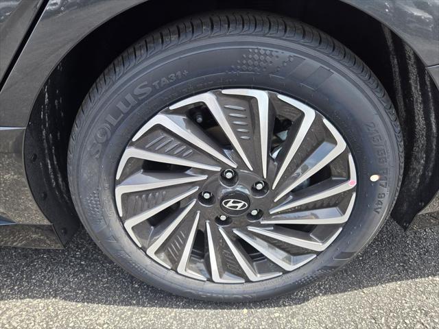 new 2025 Hyundai Sonata Hybrid car, priced at $39,515
