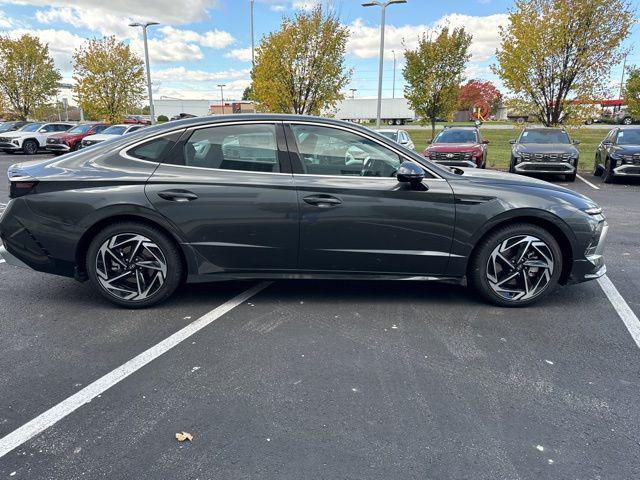 new 2025 Hyundai Sonata car, priced at $32,535