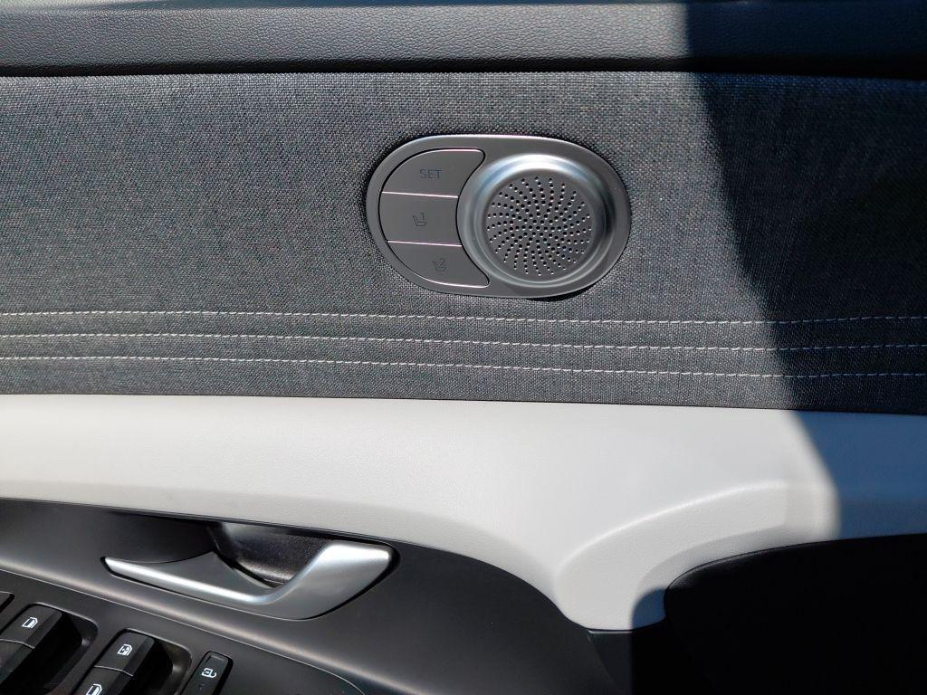new 2025 Hyundai ELANTRA HEV car, priced at $31,605