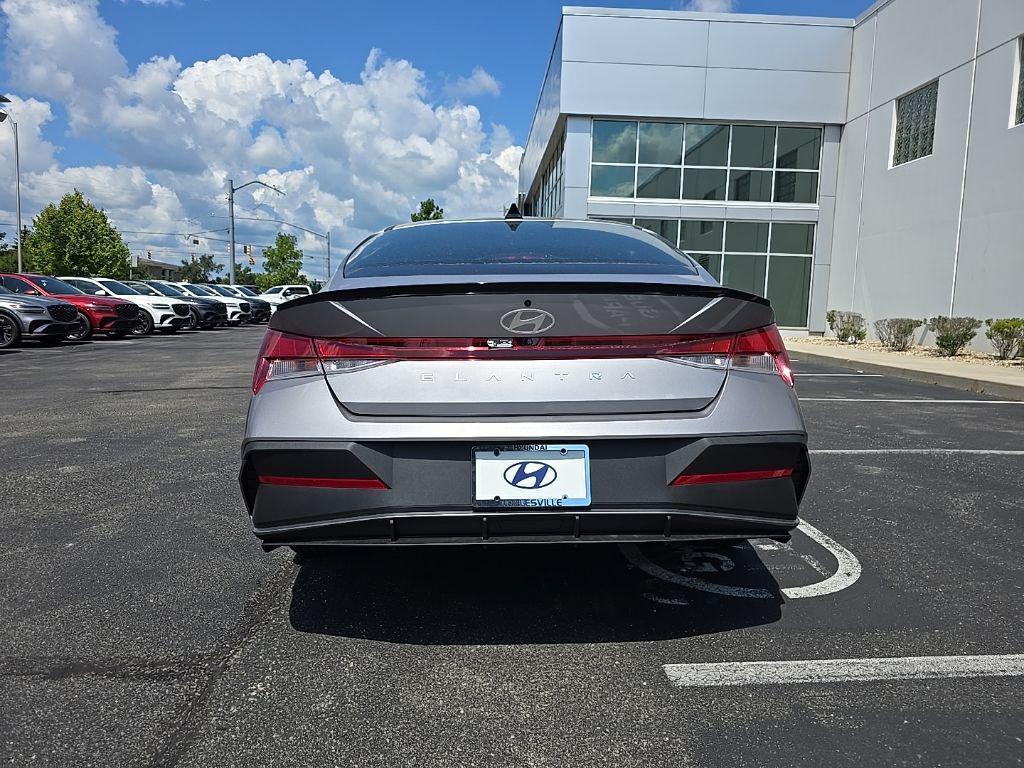 new 2025 Hyundai Elantra car, priced at $25,085
