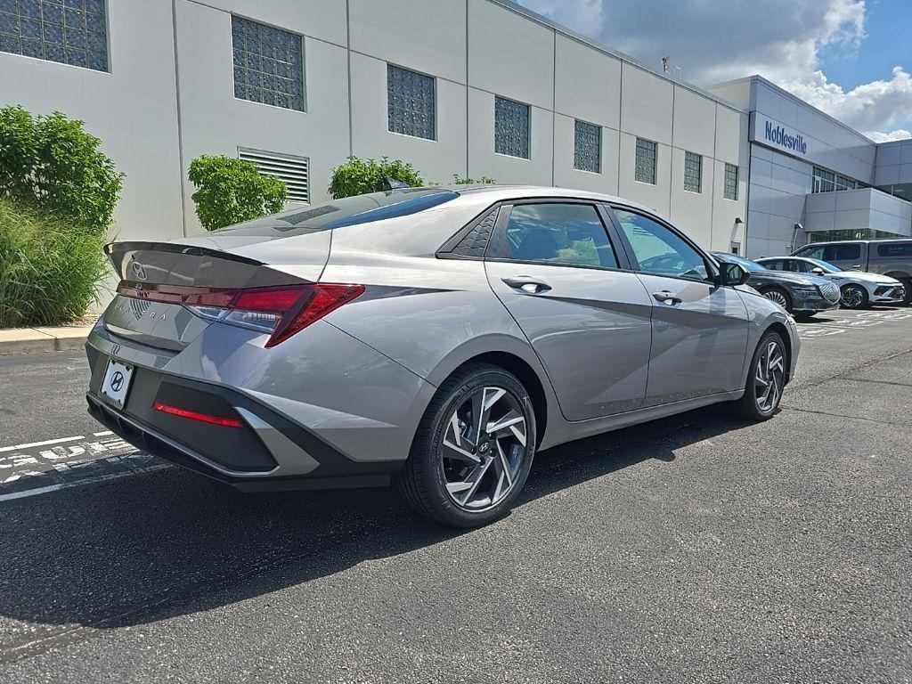 new 2025 Hyundai Elantra car, priced at $25,085