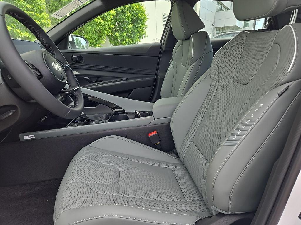 new 2025 Hyundai ELANTRA HEV car, priced at $32,060