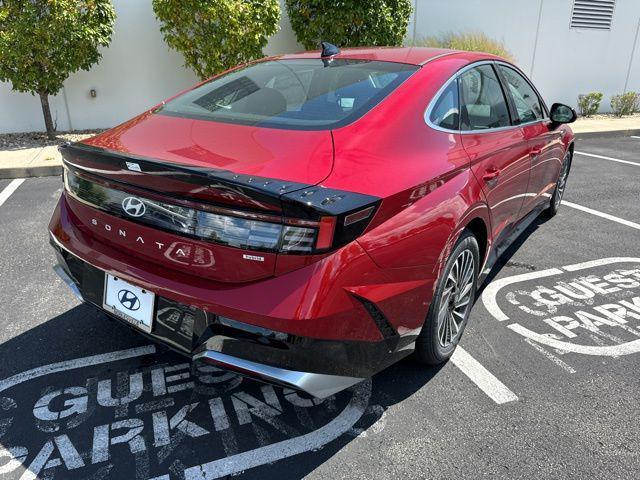 new 2024 Hyundai Sonata Hybrid car, priced at $32,683