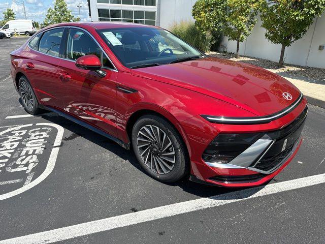 new 2024 Hyundai Sonata Hybrid car, priced at $32,683