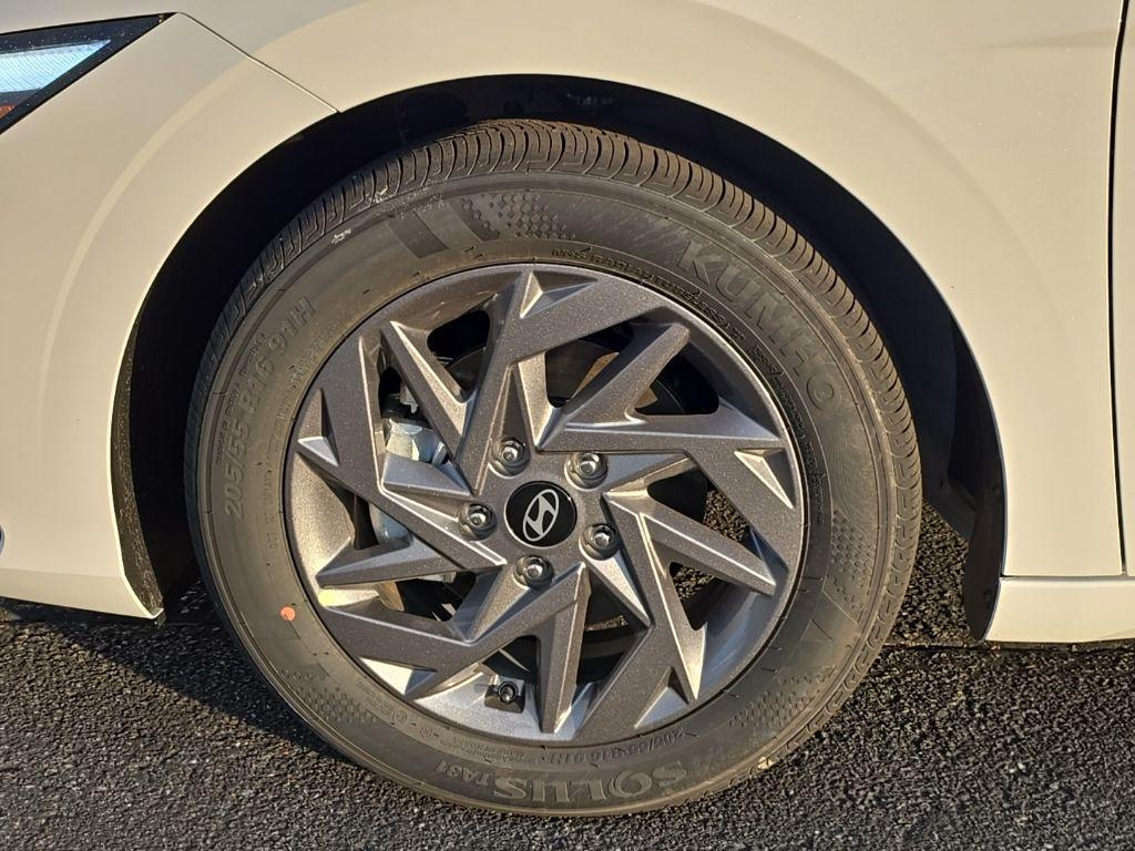 new 2026 Hyundai ELANTRA HEV car, priced at $27,835