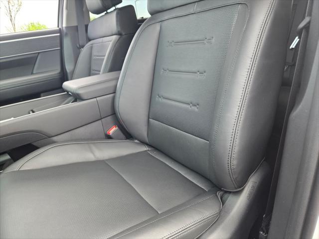 new 2025 Hyundai Santa Fe car, priced at $49,394