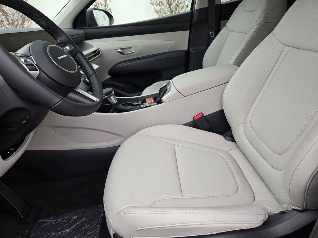 new 2025 Hyundai Tucson car, priced at $37,050