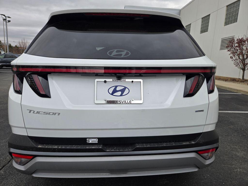 new 2025 Hyundai Tucson car, priced at $37,050