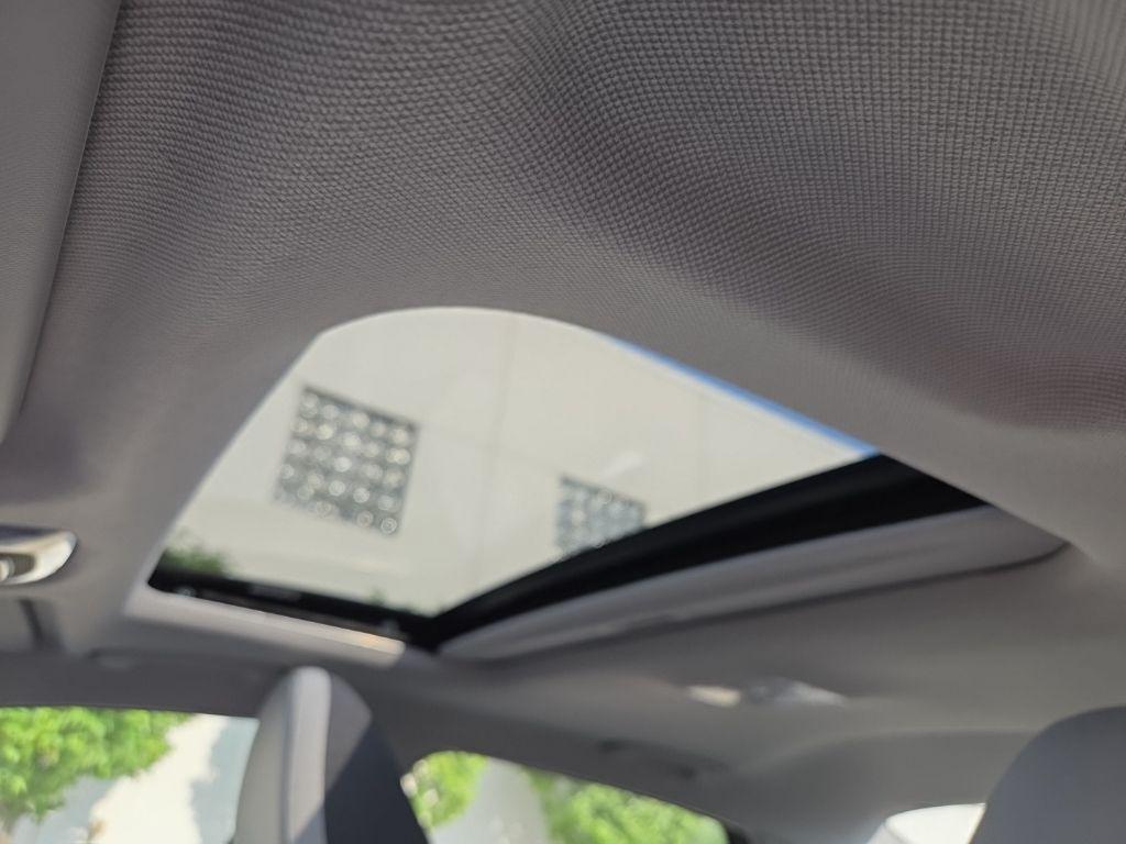 new 2025 Hyundai Elantra car, priced at $28,580