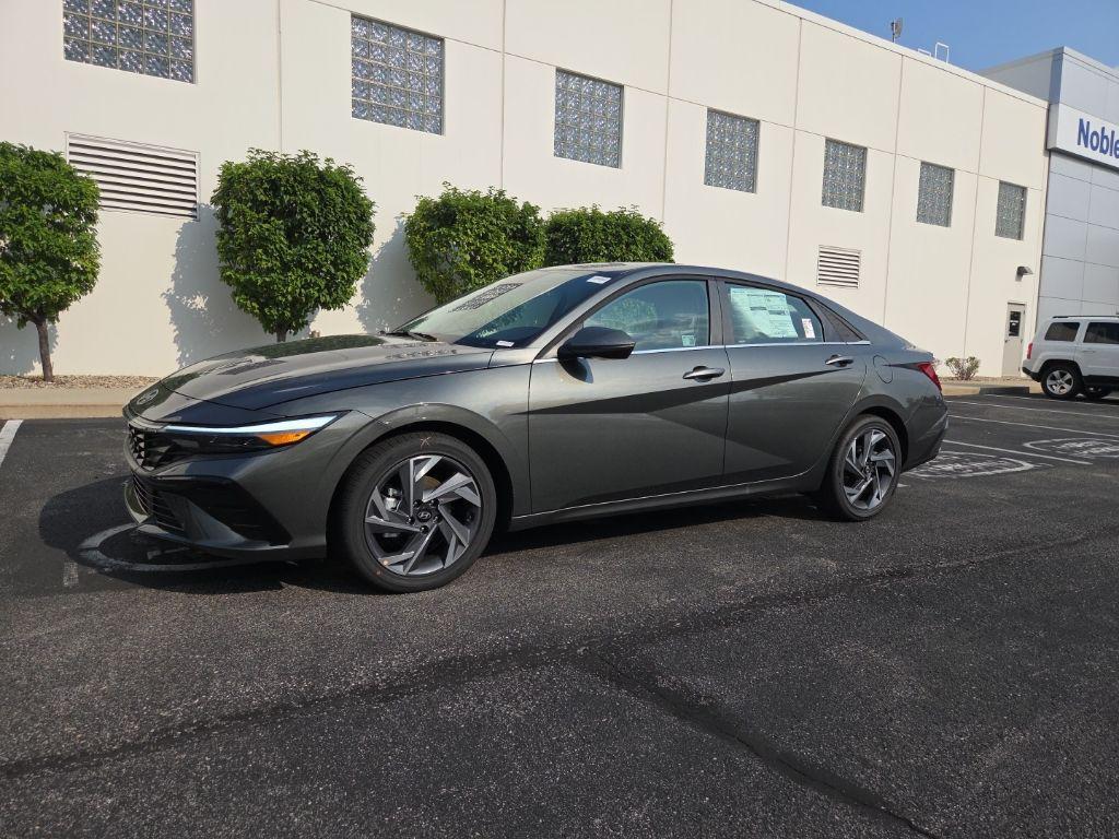 new 2025 Hyundai Elantra car, priced at $28,580