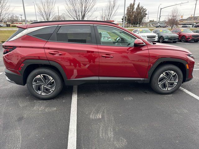 new 2025 Hyundai Tucson Hybrid car, priced at $35,785