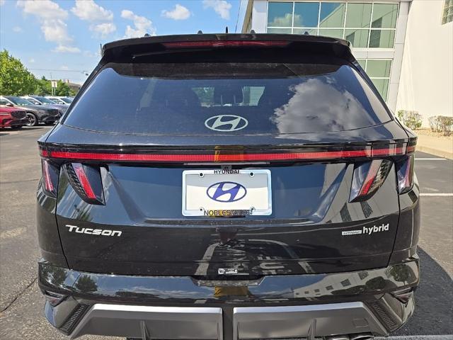 new 2025 Hyundai TUCSON Hybrid car, priced at $40,310