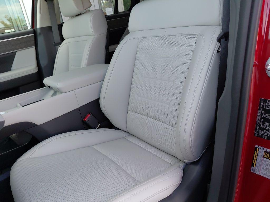 new 2026 Hyundai SANTA FE HEV car, priced at $53,245