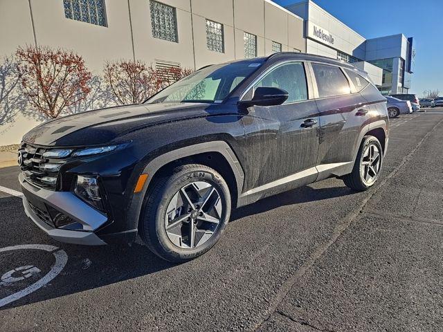 new 2025 Hyundai TUCSON Hybrid car, priced at $38,145